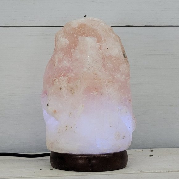 COLOR CHANGING MINI HIMALAYAN SALT LAMP - Picture 3 of 11